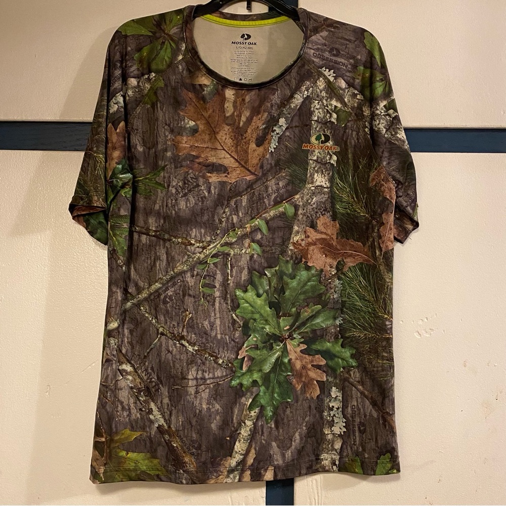 Mossy Oak Men's Camouflage Shirt Size Large 42-44 pull Over